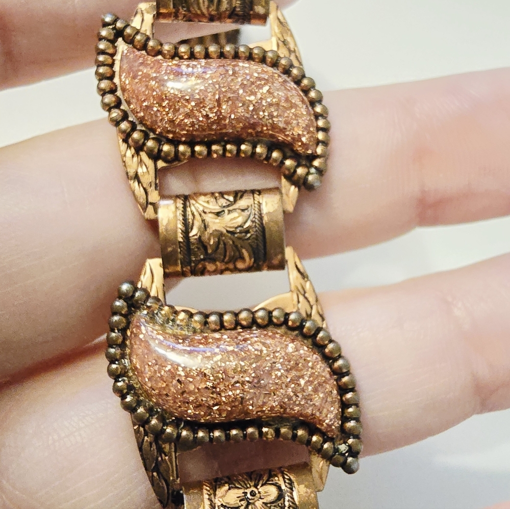 3/$50 Vintage 50s 60s copper gold stone lucite pannel link bracelet - Picture 5 of 7